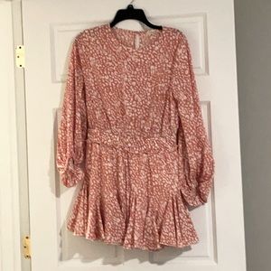 Pink leopard long sleeve romper